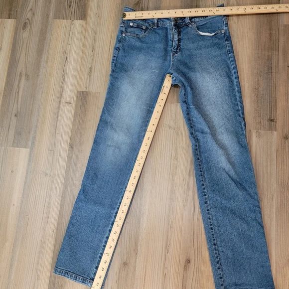 V Cristina Jeans Light Washed Women's Size 10 Rhinestone Pockets Straight Legs - Picture 6 of 6